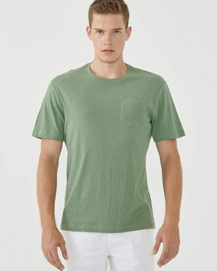 ORGANICATION T-Shirt aus Bio-Baumwolle und Leinen mit Brusttasche