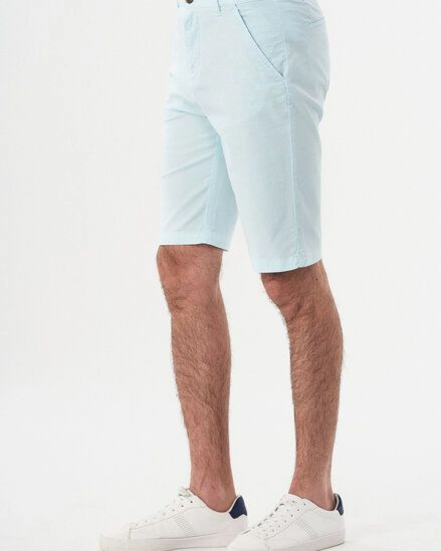 ORGANICATION Slim Chino-Shorts aus Bio-Baumwolle – Ansicht 3
