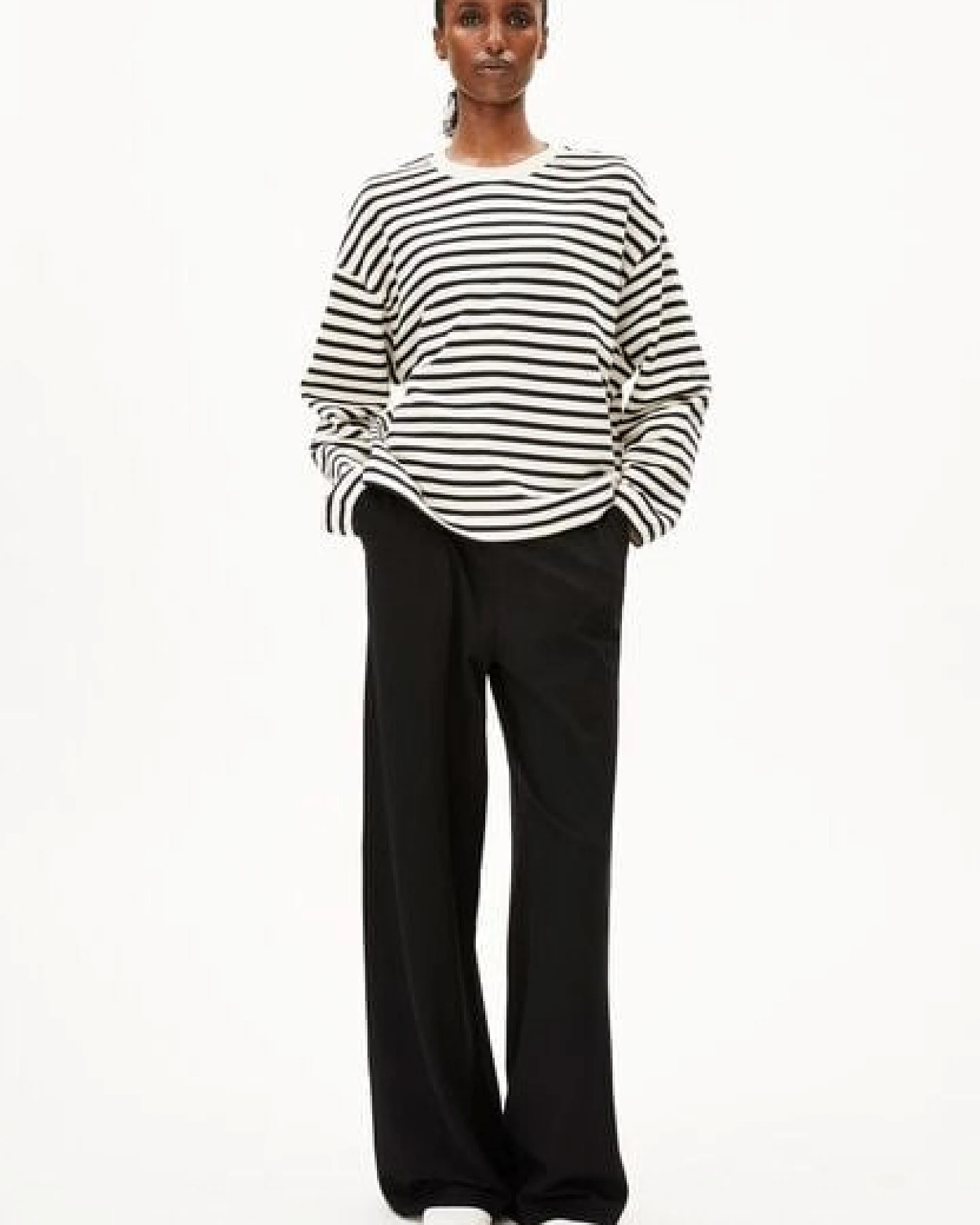 ARMEDANGELS FRANKAA MAARLEN STRIPE Damen Sweatshirt aus Bio-Baumwolle – Ansicht 4