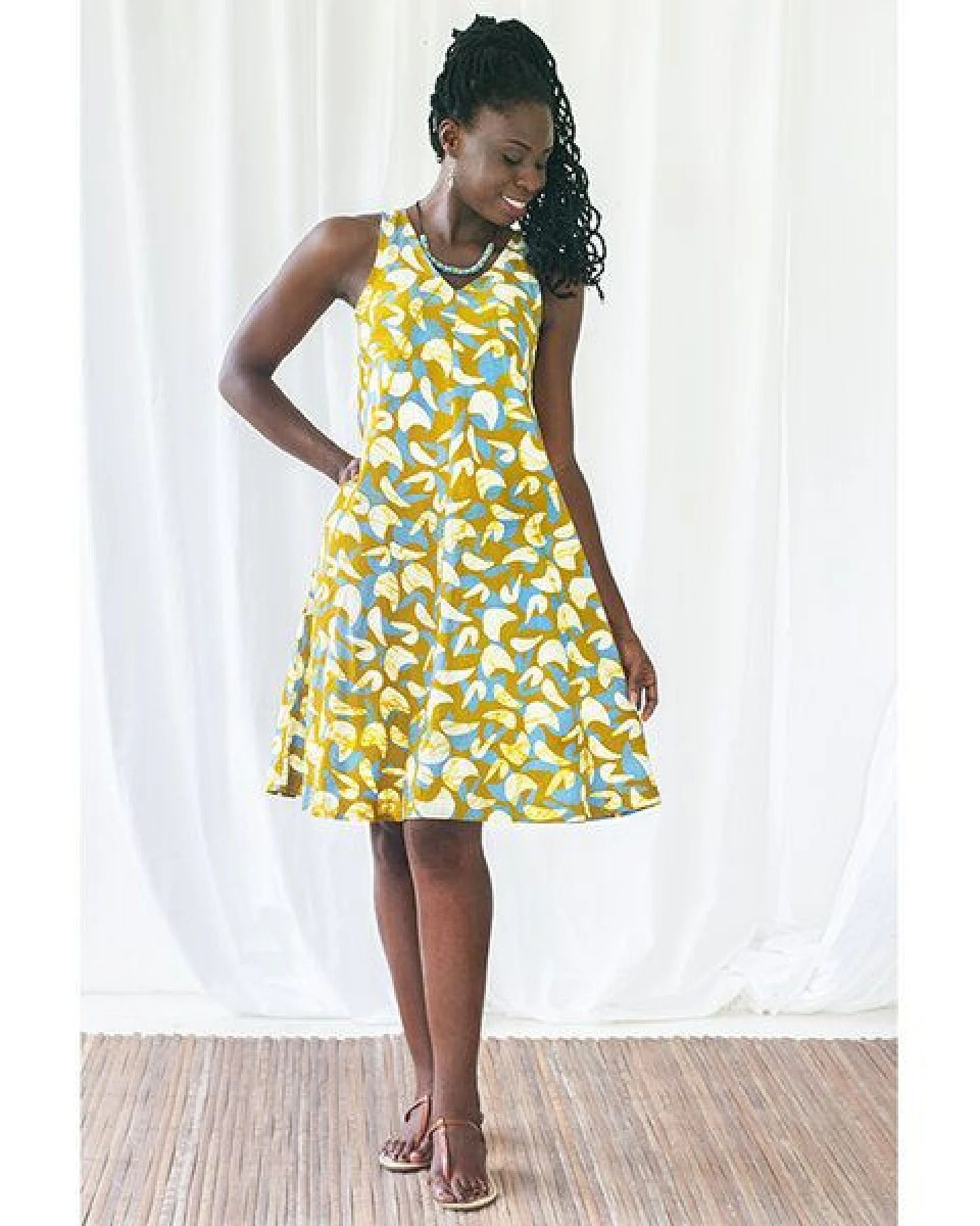 Global Mamas Bio Kleid - OAKLYNN - Mod/Rosewood/Rings/Diamonds – Ansicht 3