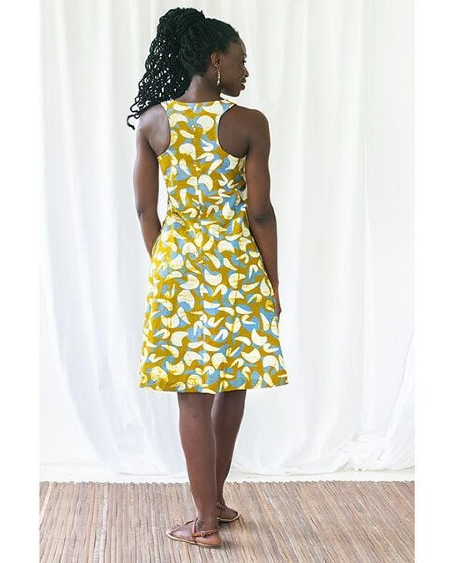 Global Mamas Bio Kleid - OAKLYNN - Mod/Rosewood/Rings/Diamonds – Ansicht 4