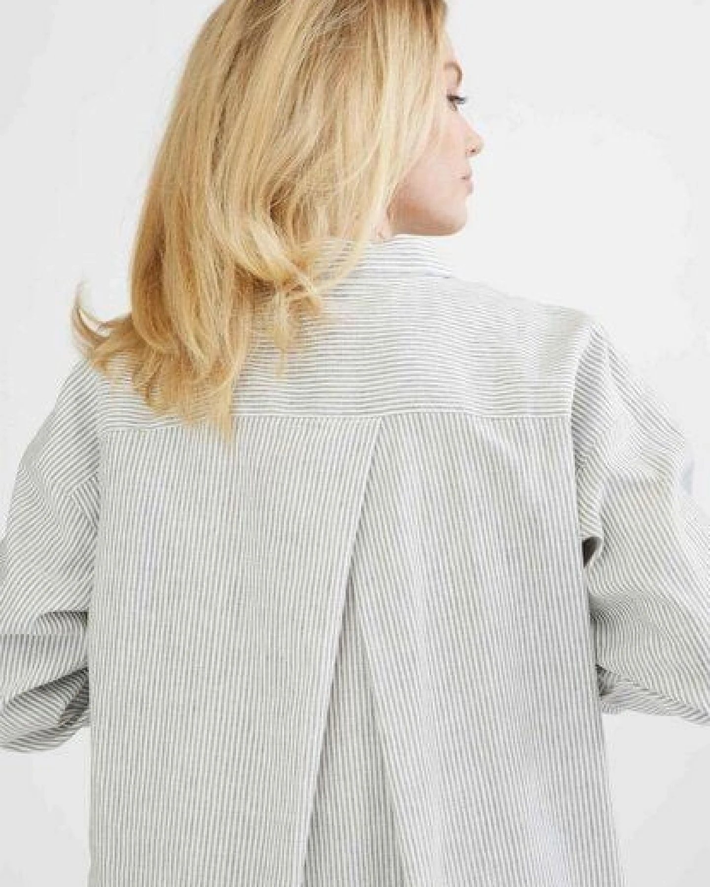 GROBUND Das Hemdkleid Netta - GOTS zertifiziert aus 60% leinen/40% Bio-Baumwolle – Ansicht 4