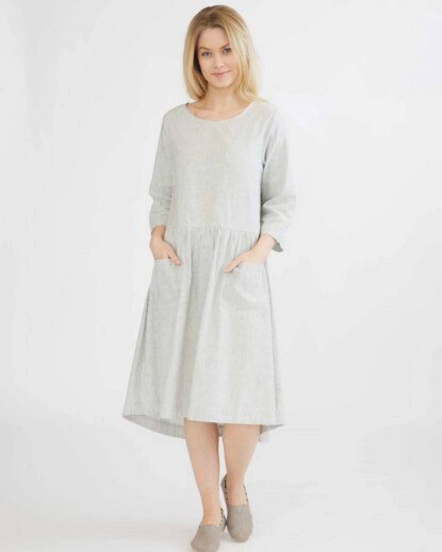 GROBUND Das Kleid Nuka - GOTS zertifiziert aus 60% leinen/40% Bio-Baumwolle – Ansicht 2