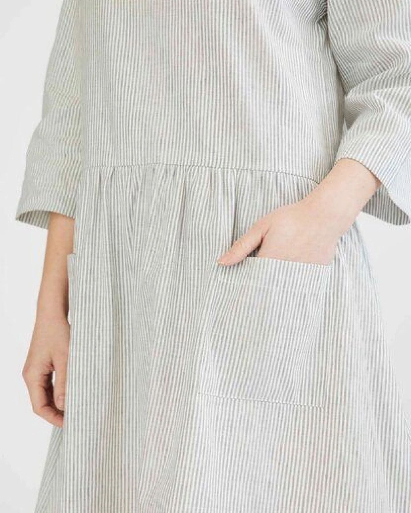 GROBUND Das Kleid Nuka - GOTS zertifiziert aus 60% leinen/40% Bio-Baumwolle – Ansicht 4