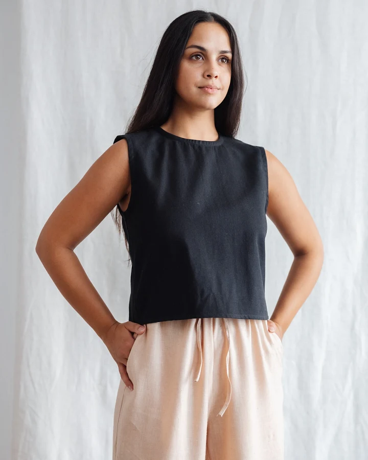 Jyoti - Fair Works Damen vegan Top Arman Schwarz