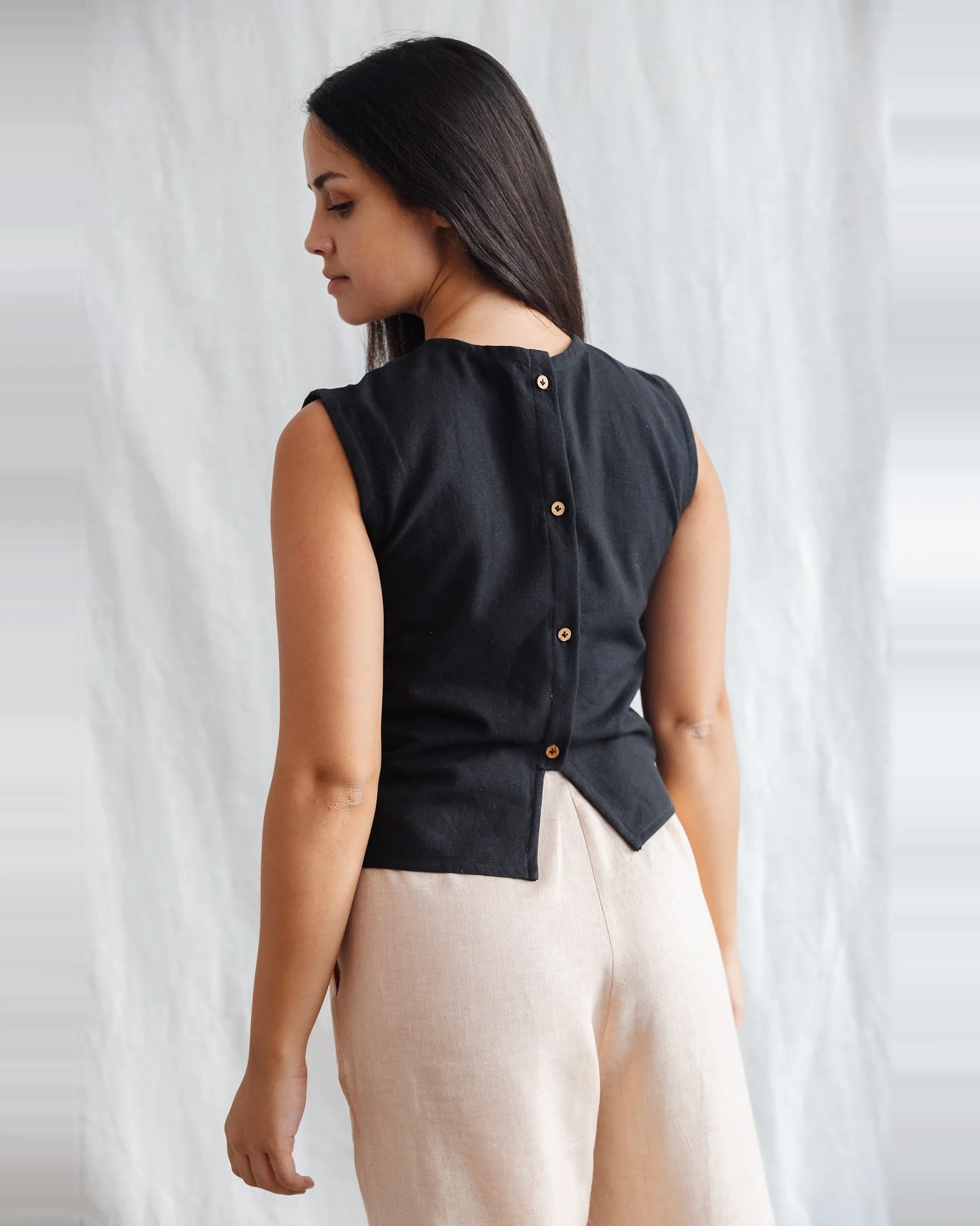 Jyoti - Fair Works Damen vegan Top Arman Schwarz – Ansicht 2