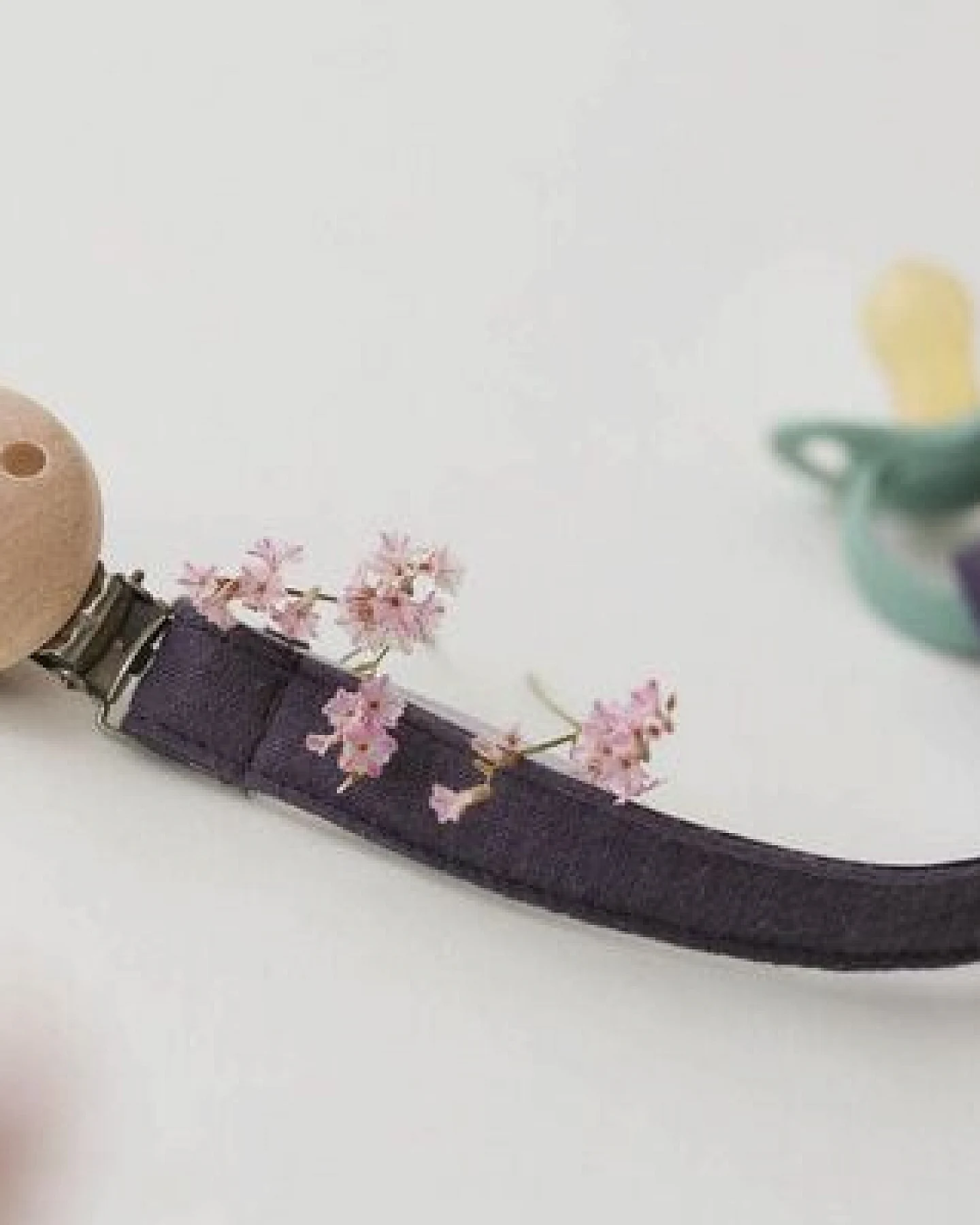 Musselin Schnullerband in 11 Farben – Ansicht 4