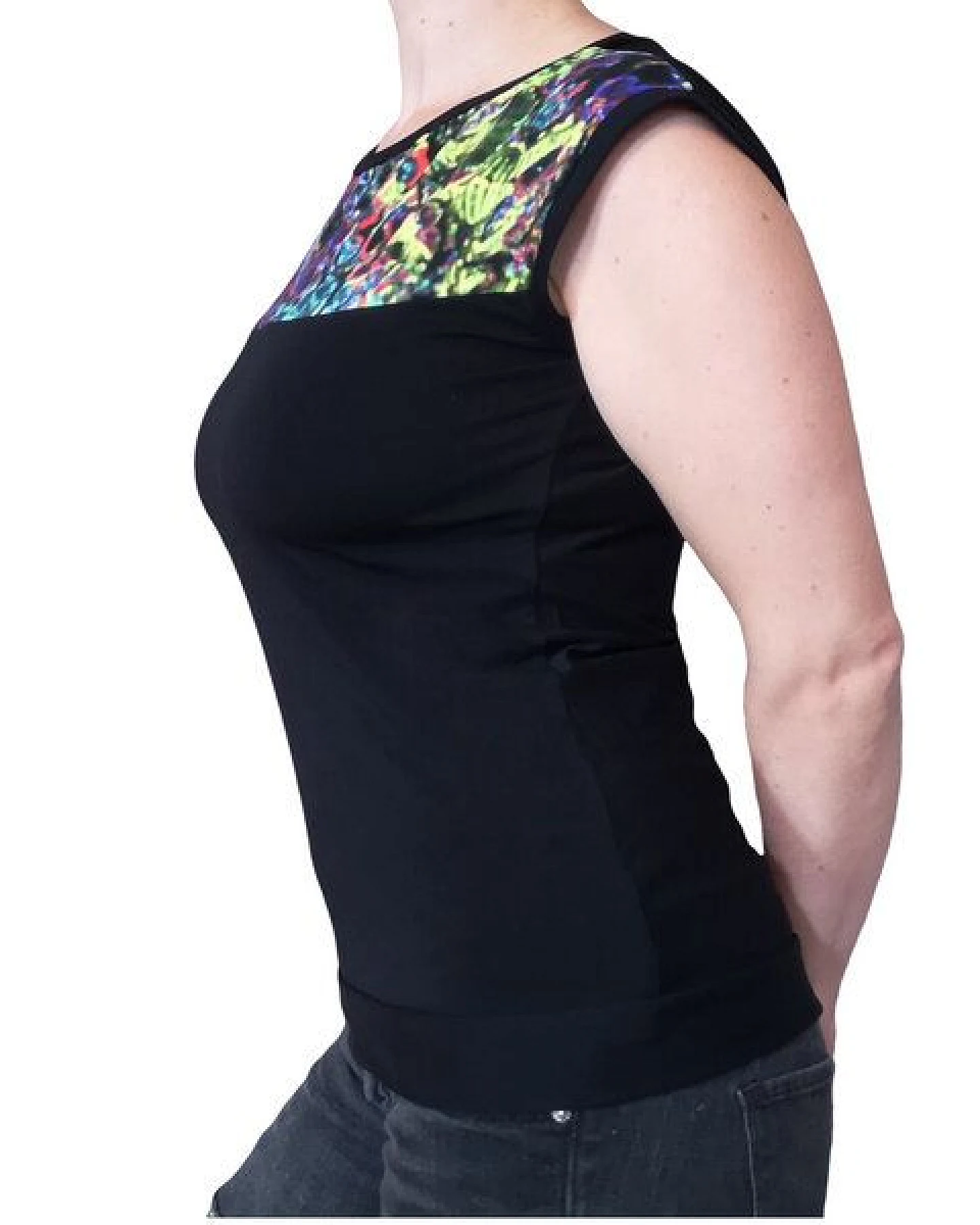 liebewicht Bio Jersey Shirt mit U-Boot Ausschnitt schwarz neon – Ansicht 3