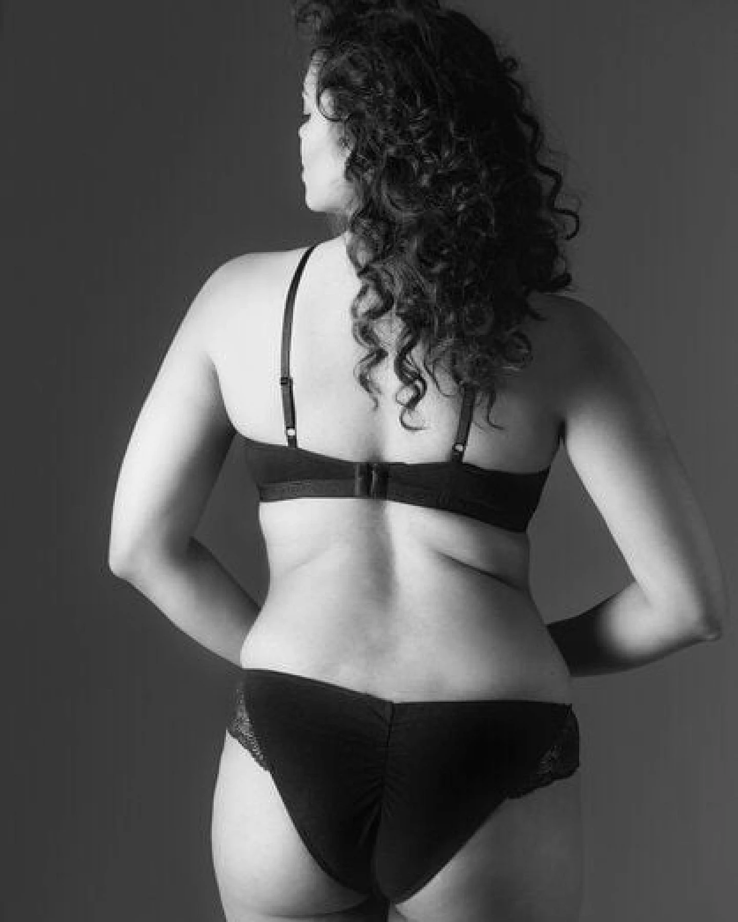 Lovjoi Slip ACHILLEA aus Biobaumwolle und regenerierter Spitze – Ansicht 3
