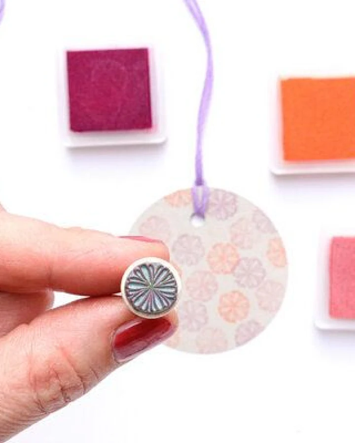 STUDIO KARAMELO MINI-STEMPEL, verschiedene Blüten