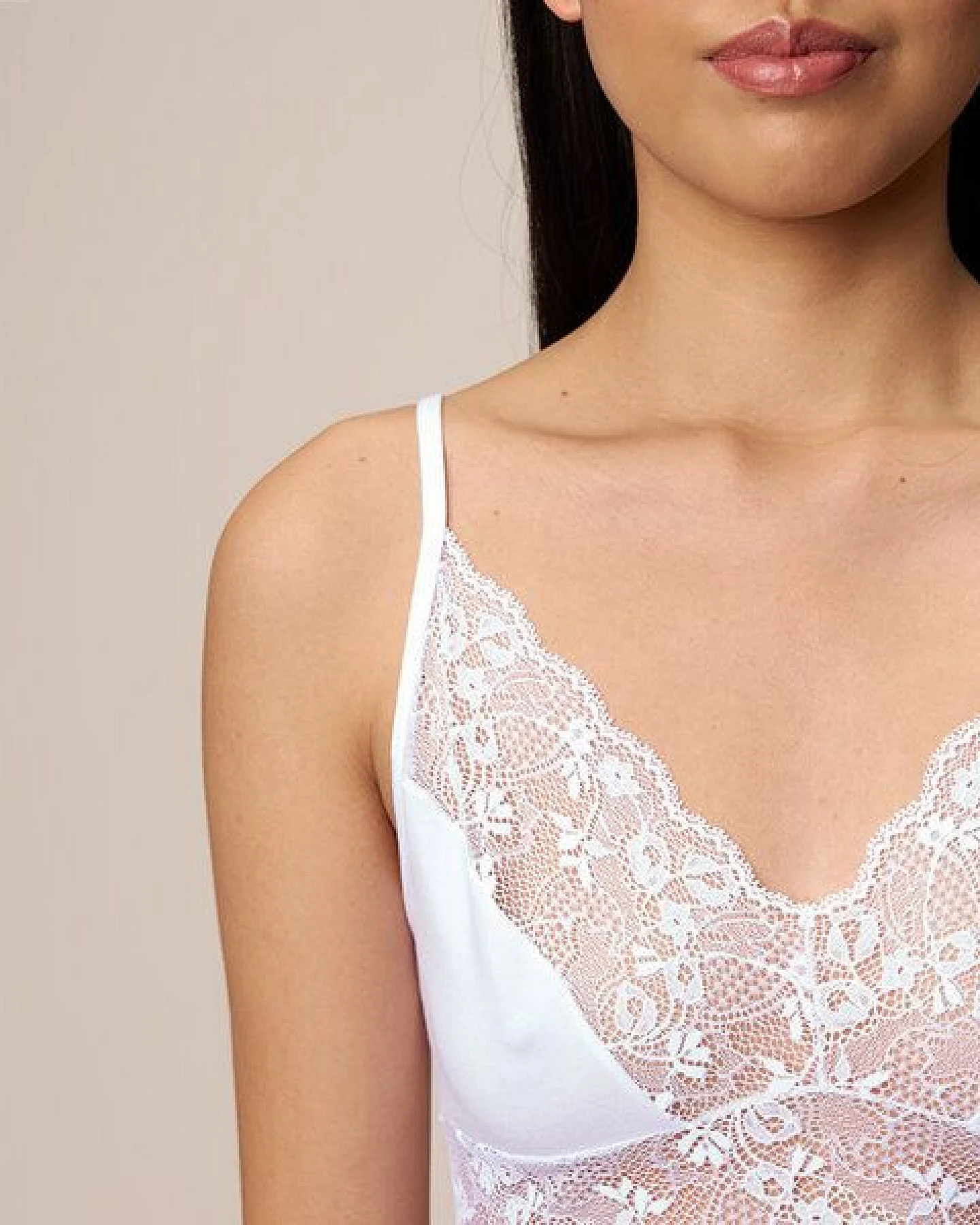 CASAGiN Tank-top aus Pflanzenfaser und biologisch-abbaubarer Spitze – Ansicht 2