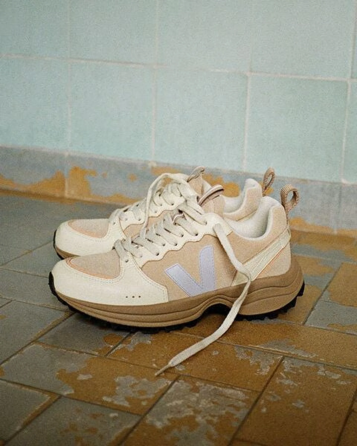 Veja Damen Sneaker - Venturi Suede – Ansicht 4