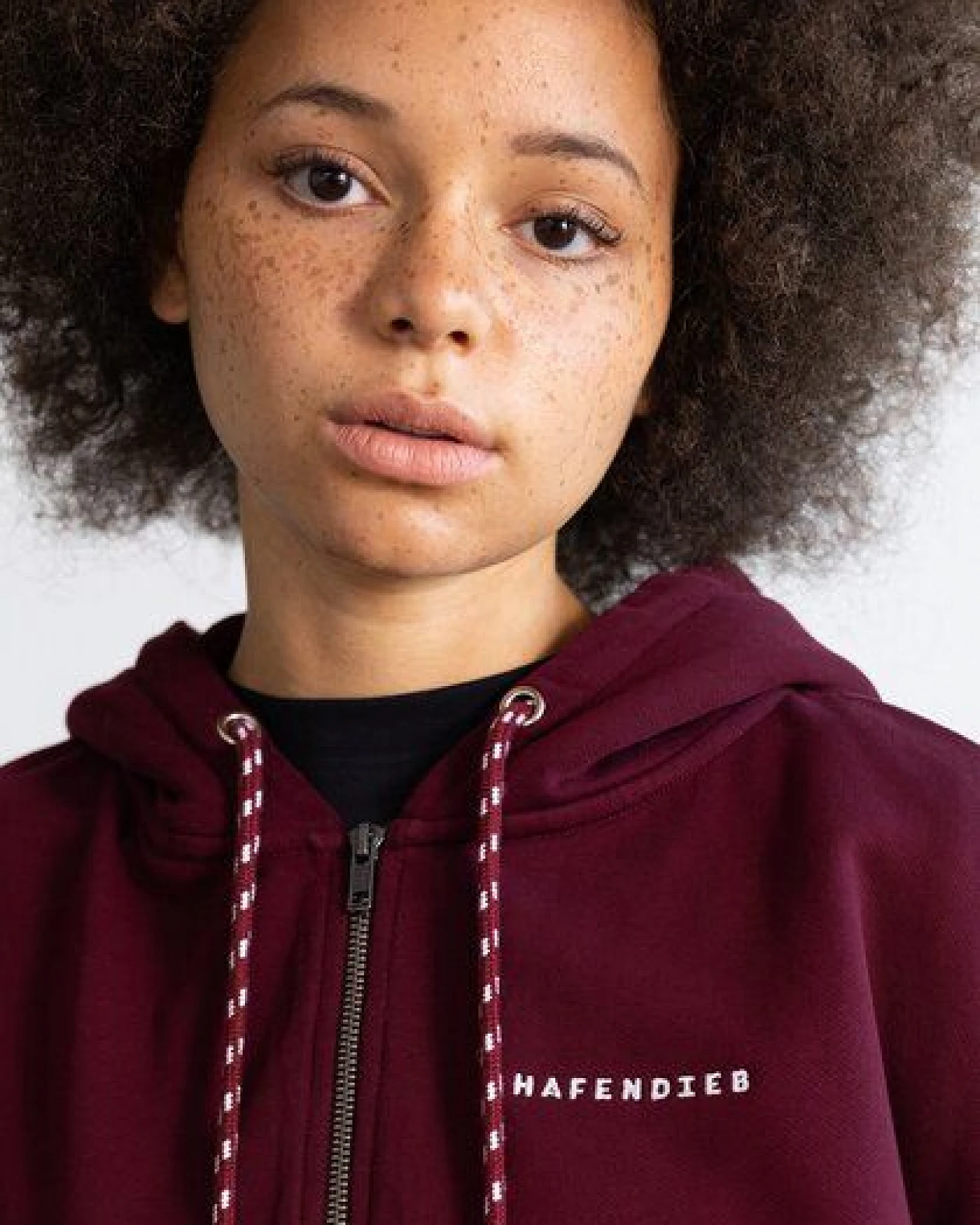 HAFENDIEB LOGO STICK ZIPHOOD – Ansicht 3