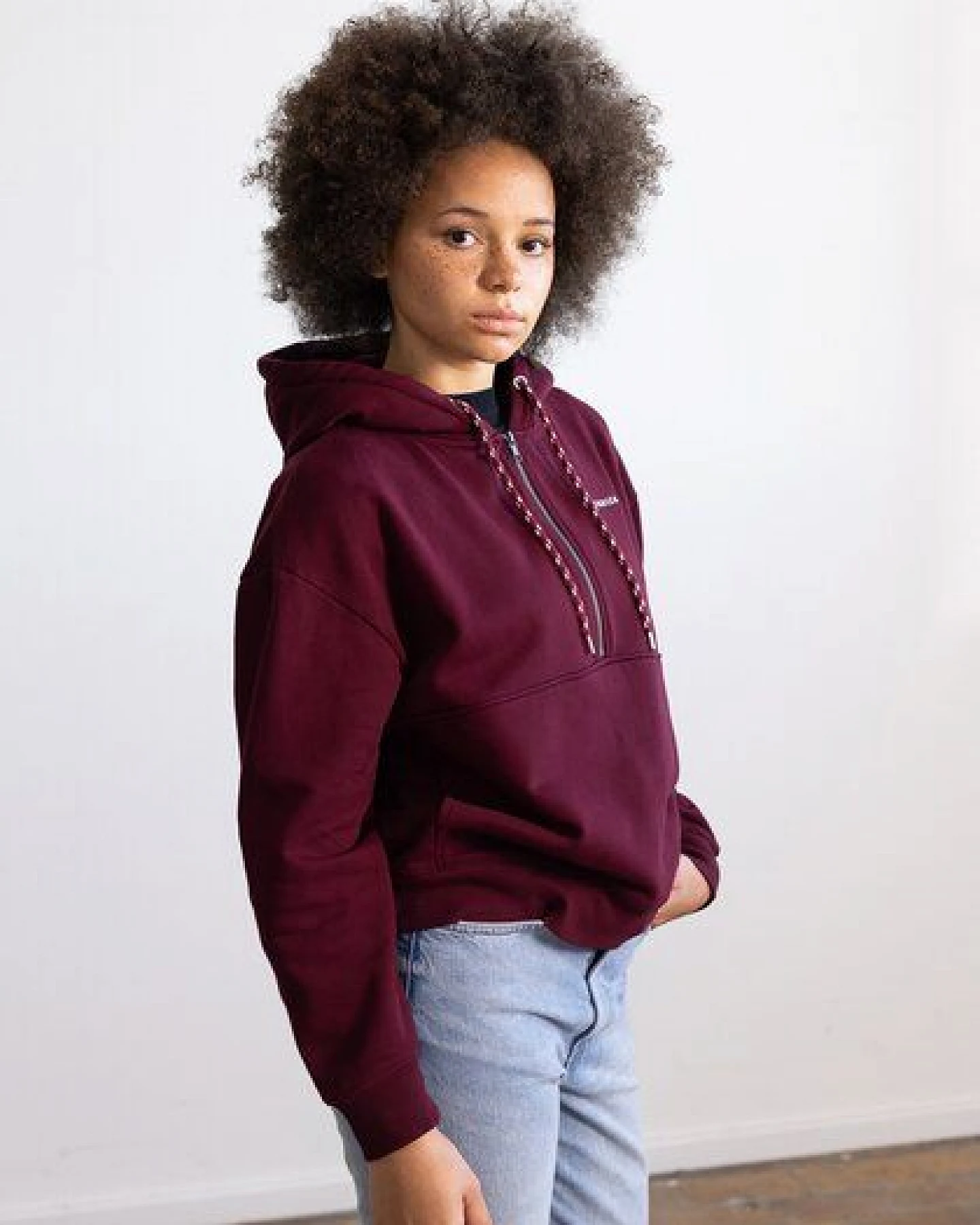 HAFENDIEB LOGO STICK ZIPHOOD – Ansicht 2