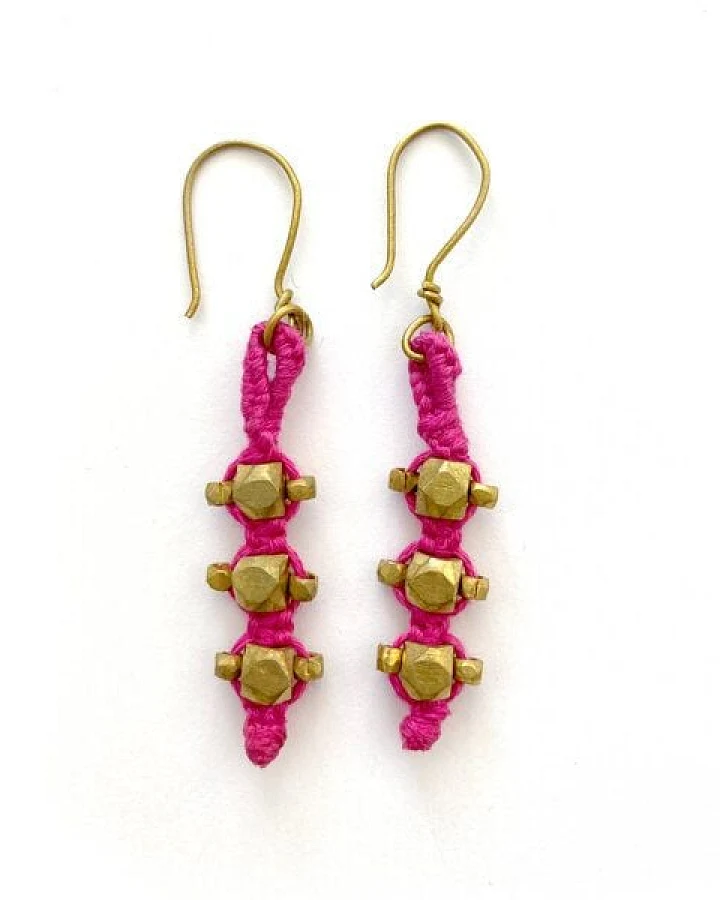 KIKOONI Dokra Ohrringe "pink stones"