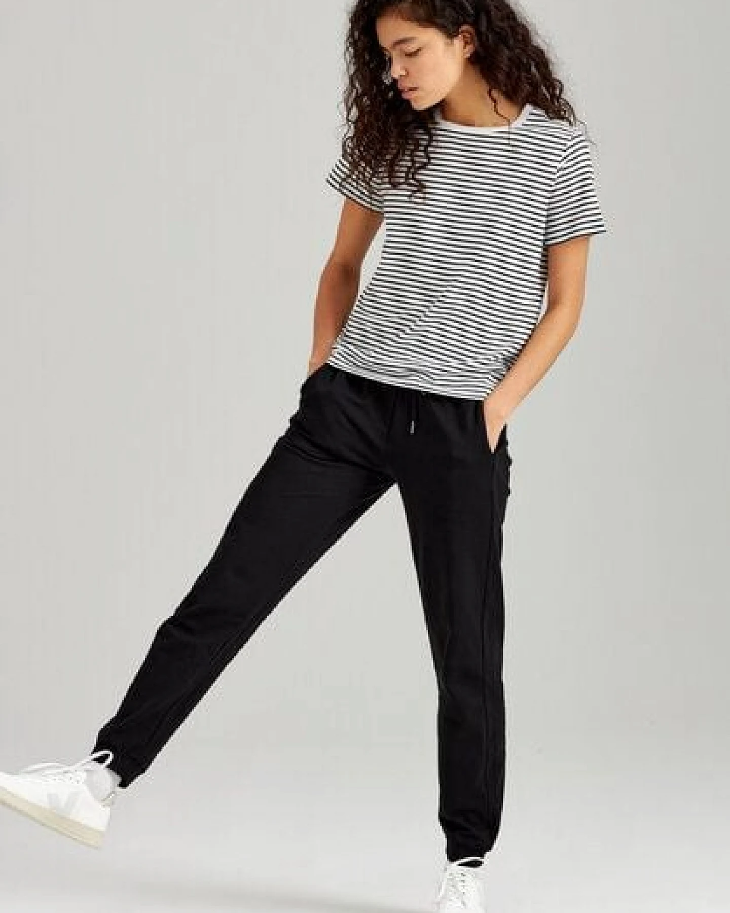 ThokkThokk TT1015 Joggingpants/Jogginghose Damen black (GOTS, vegan, Bio-Bauwolle) – Ansicht 4