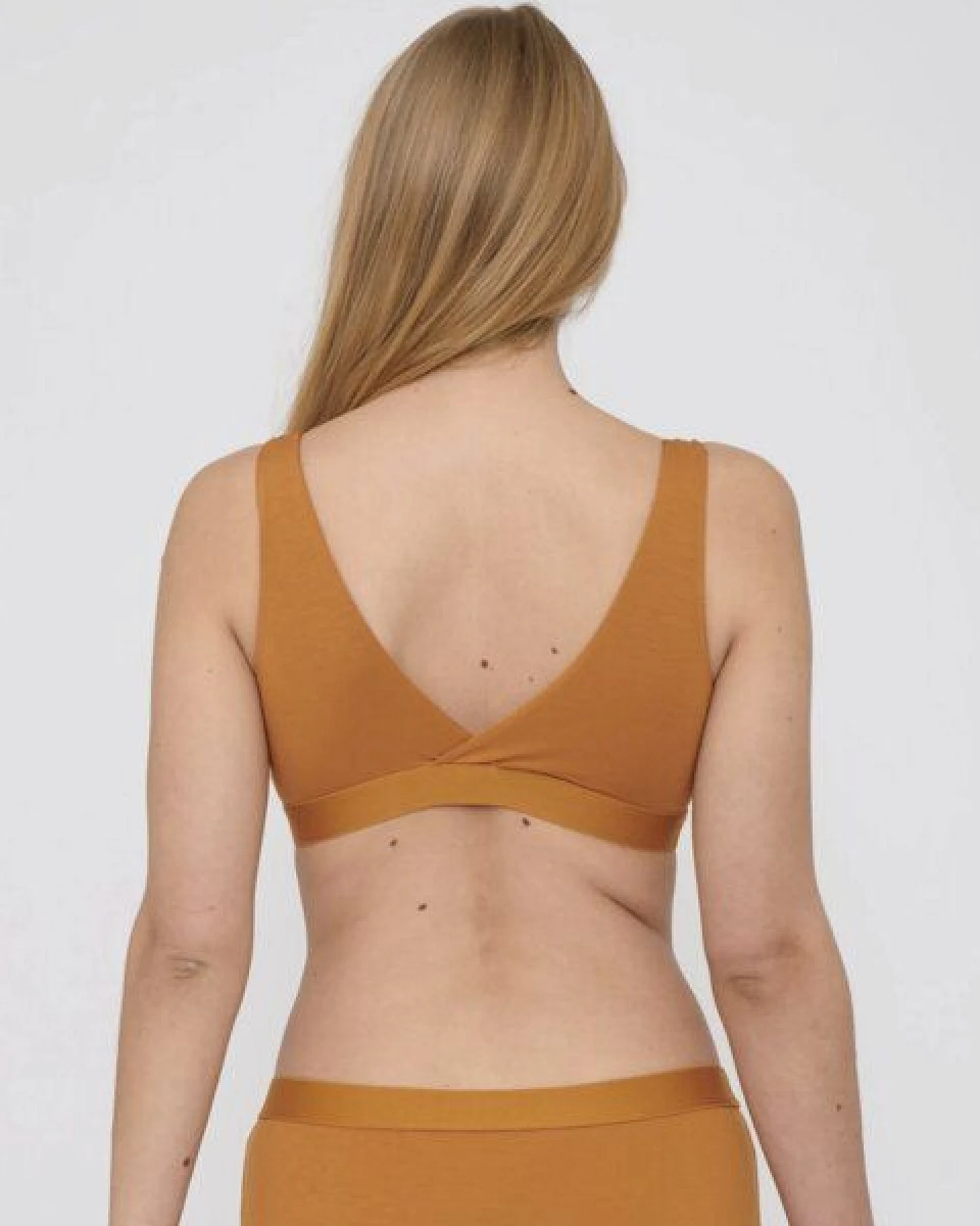Organic Basics Bügelloser BH - Tencel Lite Basic Bralette – Ansicht 4