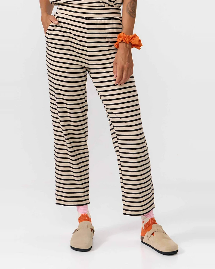 SUITE13LAB Damen vegan Hose Morgon Stripes Schwarz