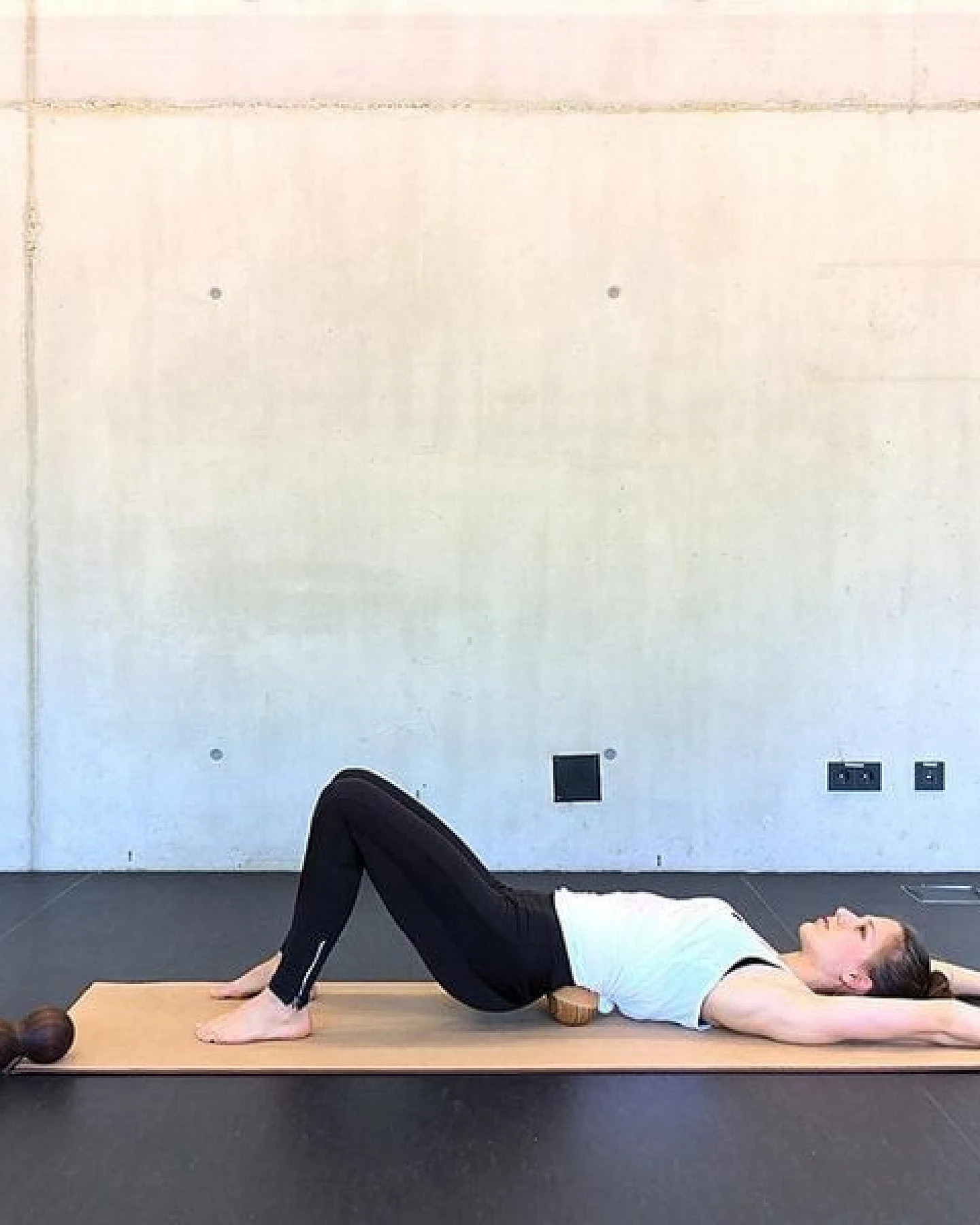 rollholz Doppelkugel XL - Faszientraining und Eigenmassage – Ansicht 2