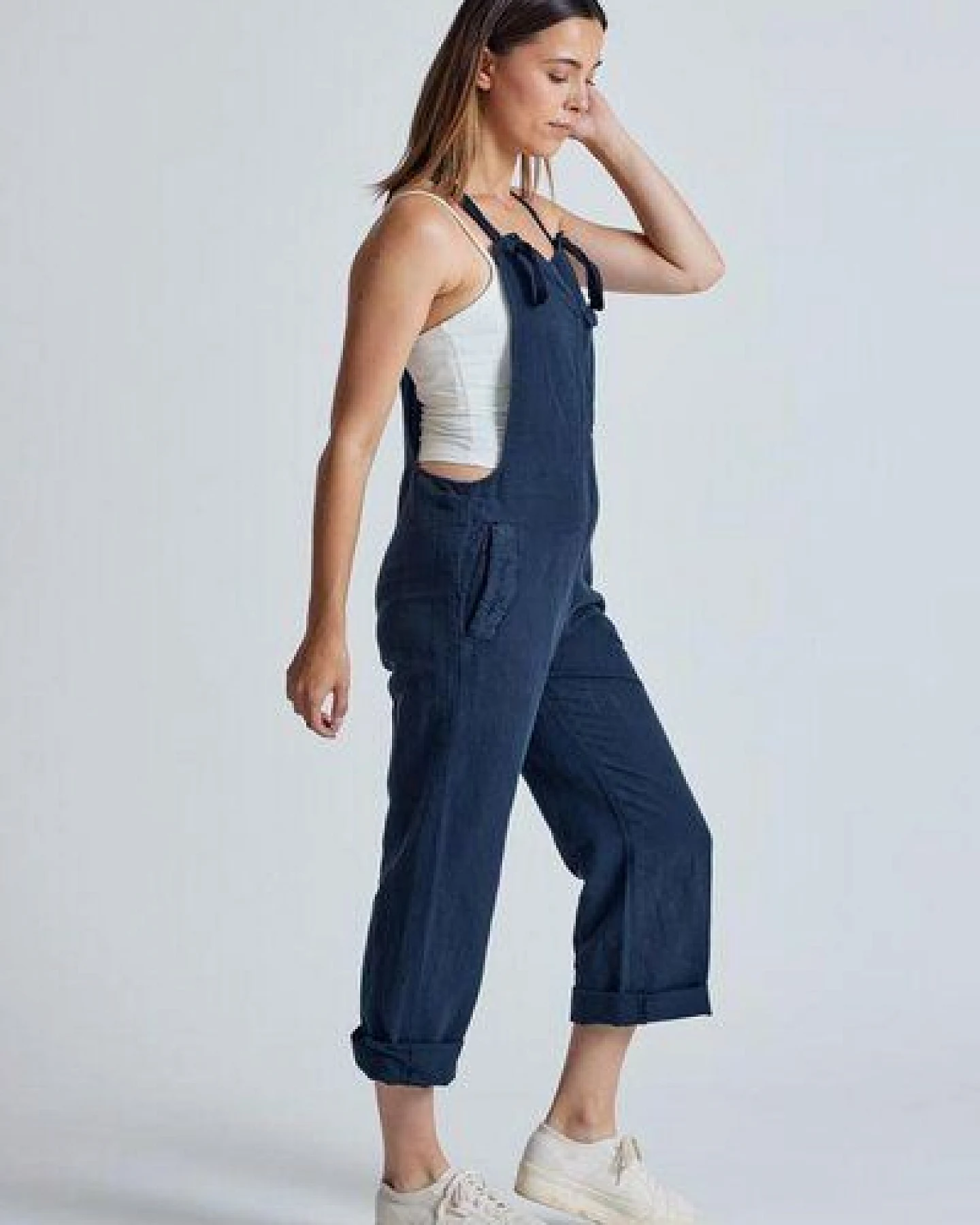 Flax and Loom Leinen Latzhose Mary Lou – Ansicht 3