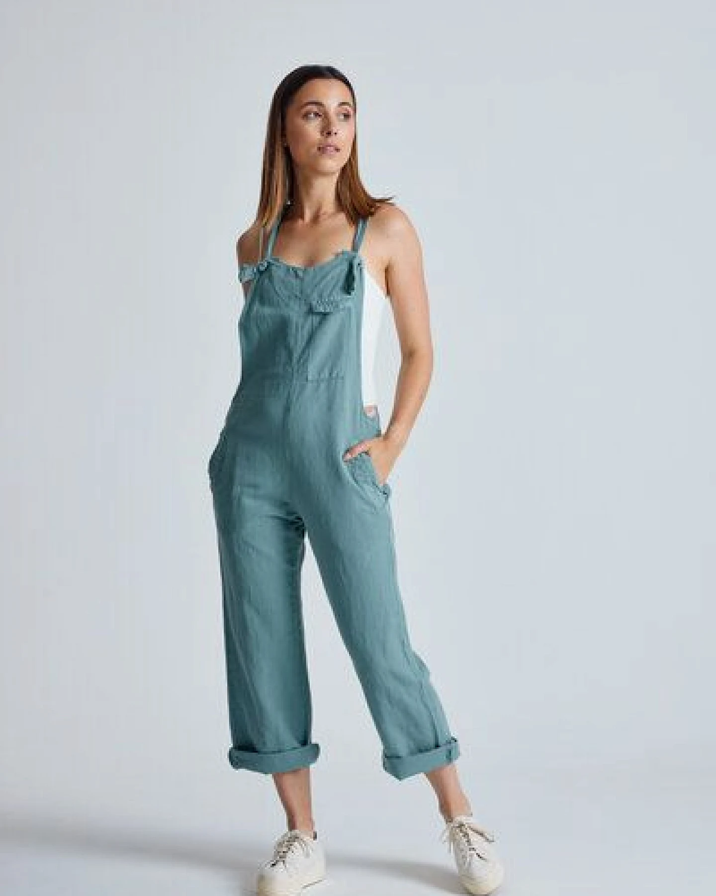 Flax and Loom Leinen Latzhose Mary Lou – Ansicht 2