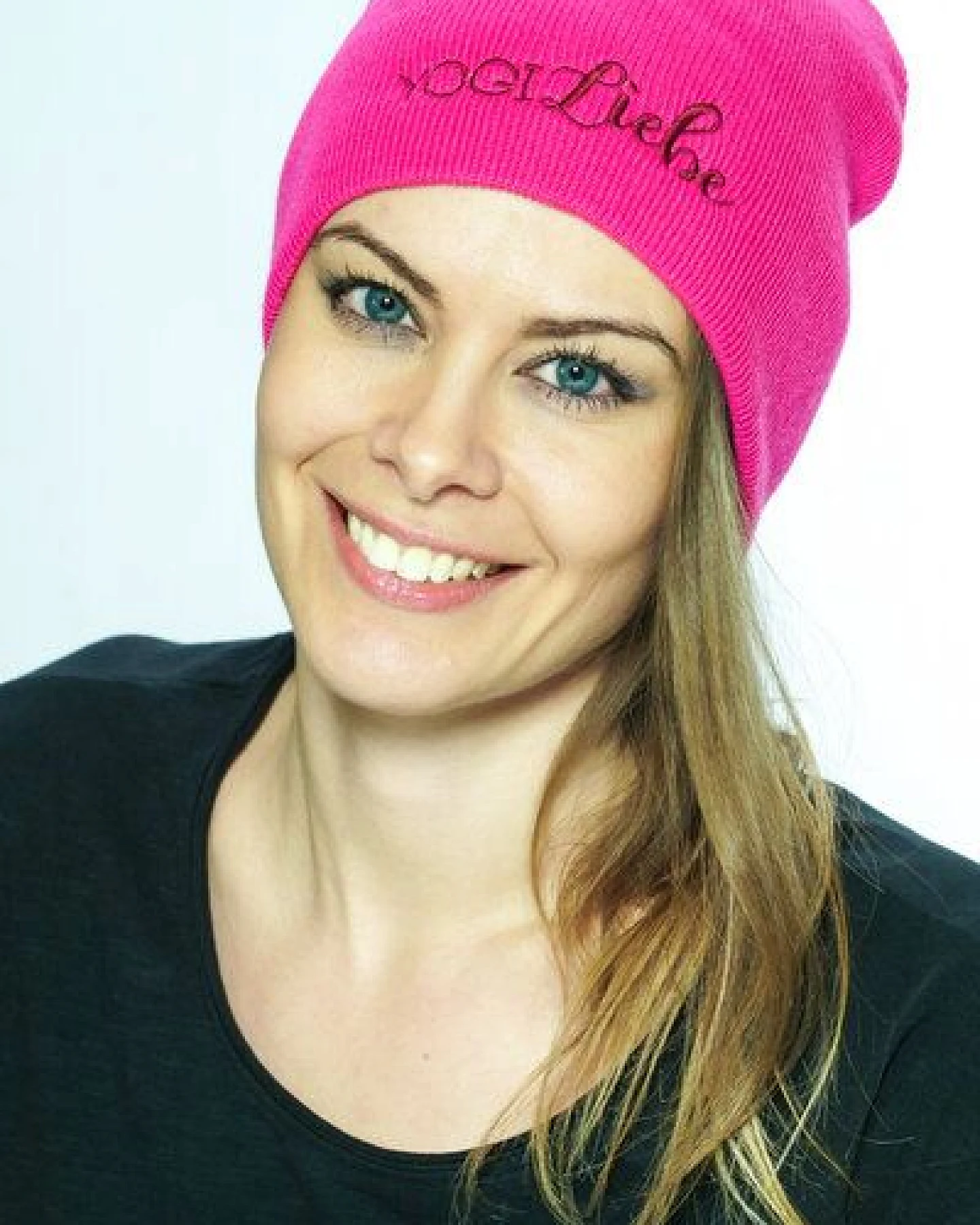 Yogi Beanie mit "YogiLiebe" Stick – Ansicht 2