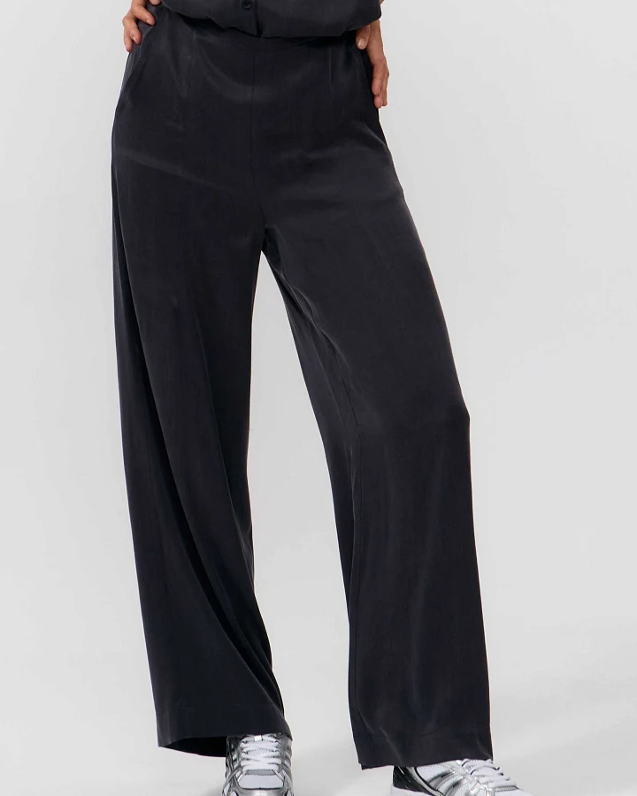 SUITE13LAB Damen vegan Hose Luna Dunkelgrau