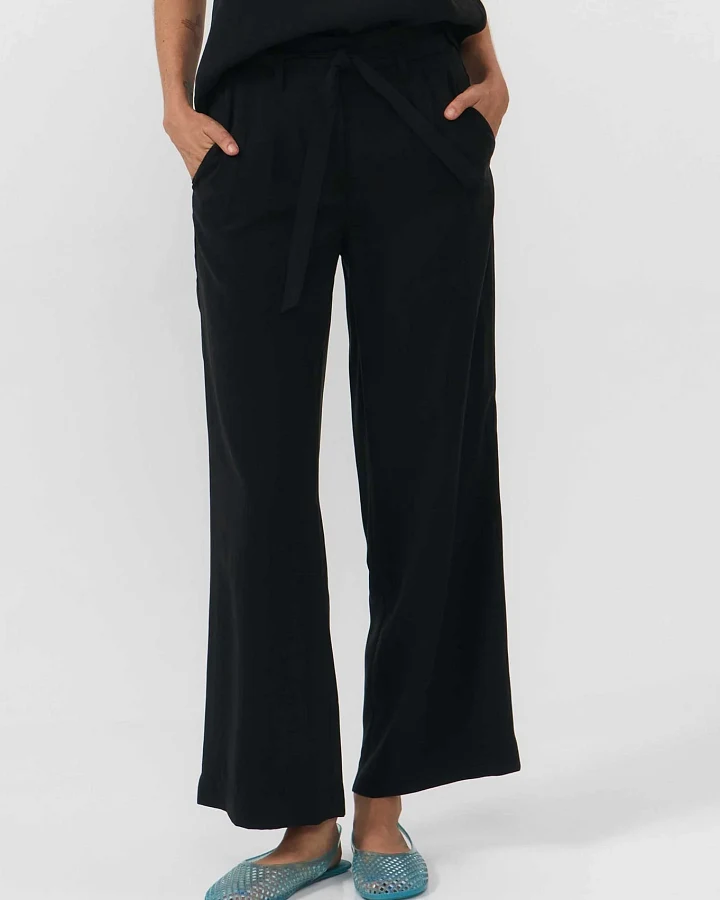 SUITE13LAB Damen vegan Hose Eo Schwarz