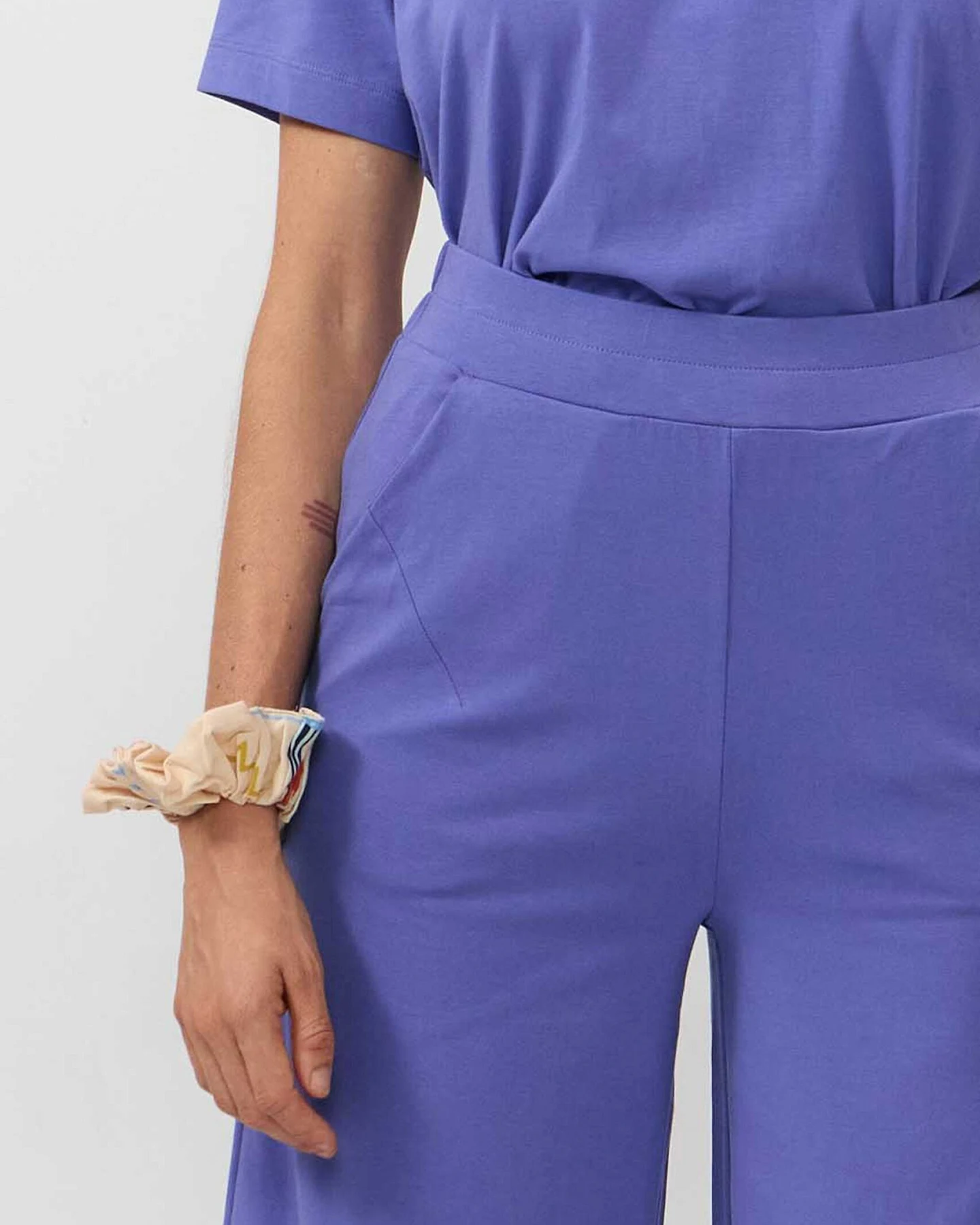 SUITE13LAB Damen vegan Hose Palau Mittelblau – Ansicht 2