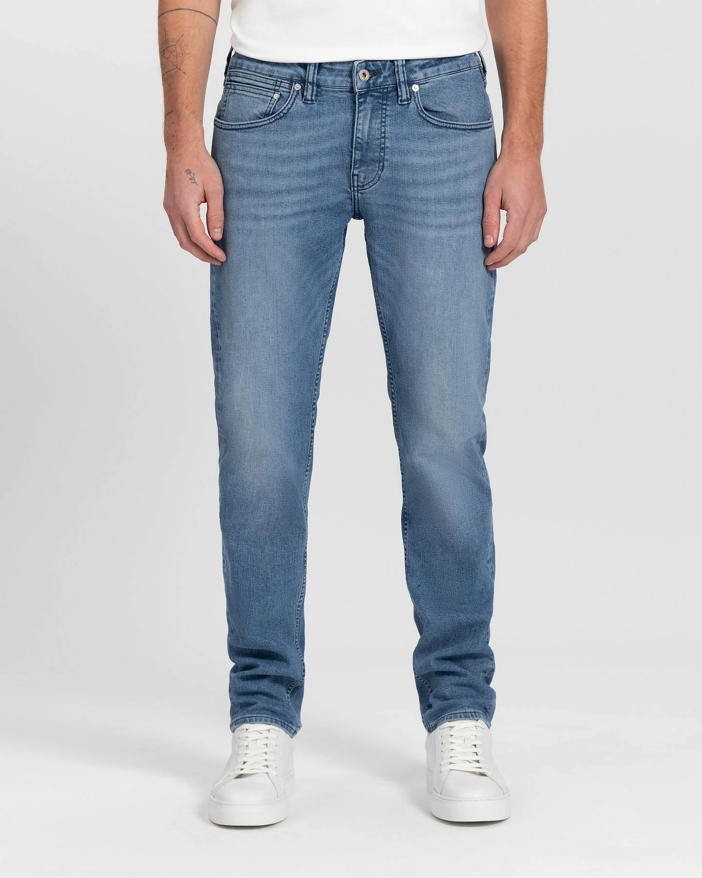 Kuyichi Herren vegan Jeans Straight Nick Daily Fresh Blau – Ansicht 2