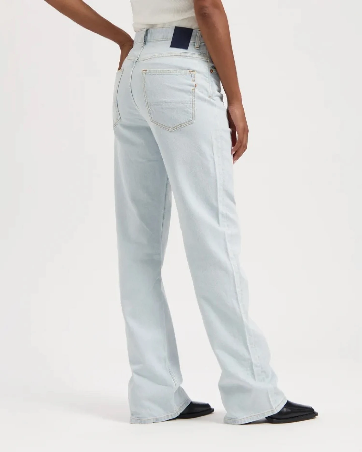 Kuyichi Damen vegan Jeans Straight Izabella Super Light – Ansicht 2