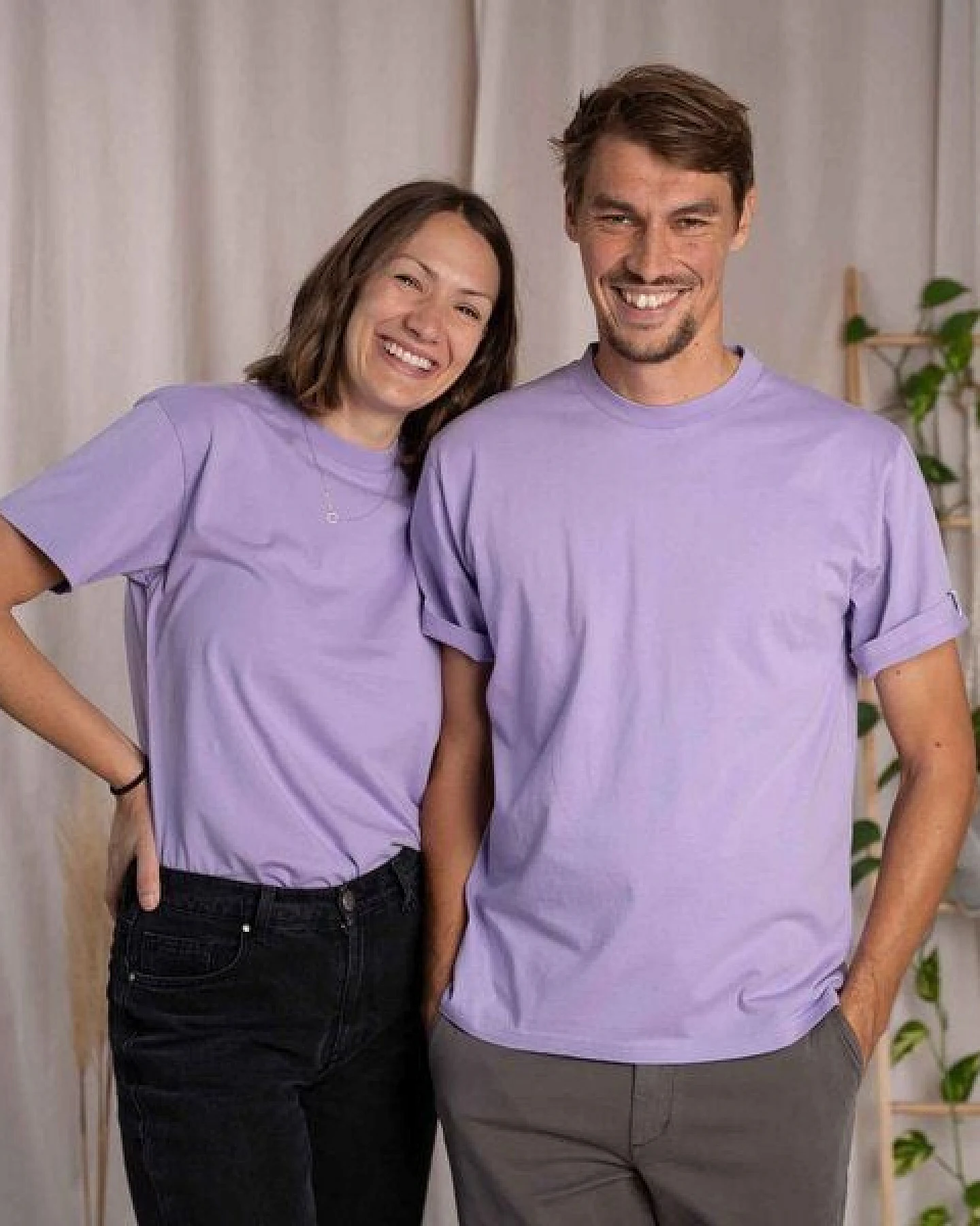Vresh Clothing Vred - Oversized unisex T-Shirt aus Biobaumwolle – Ansicht 4