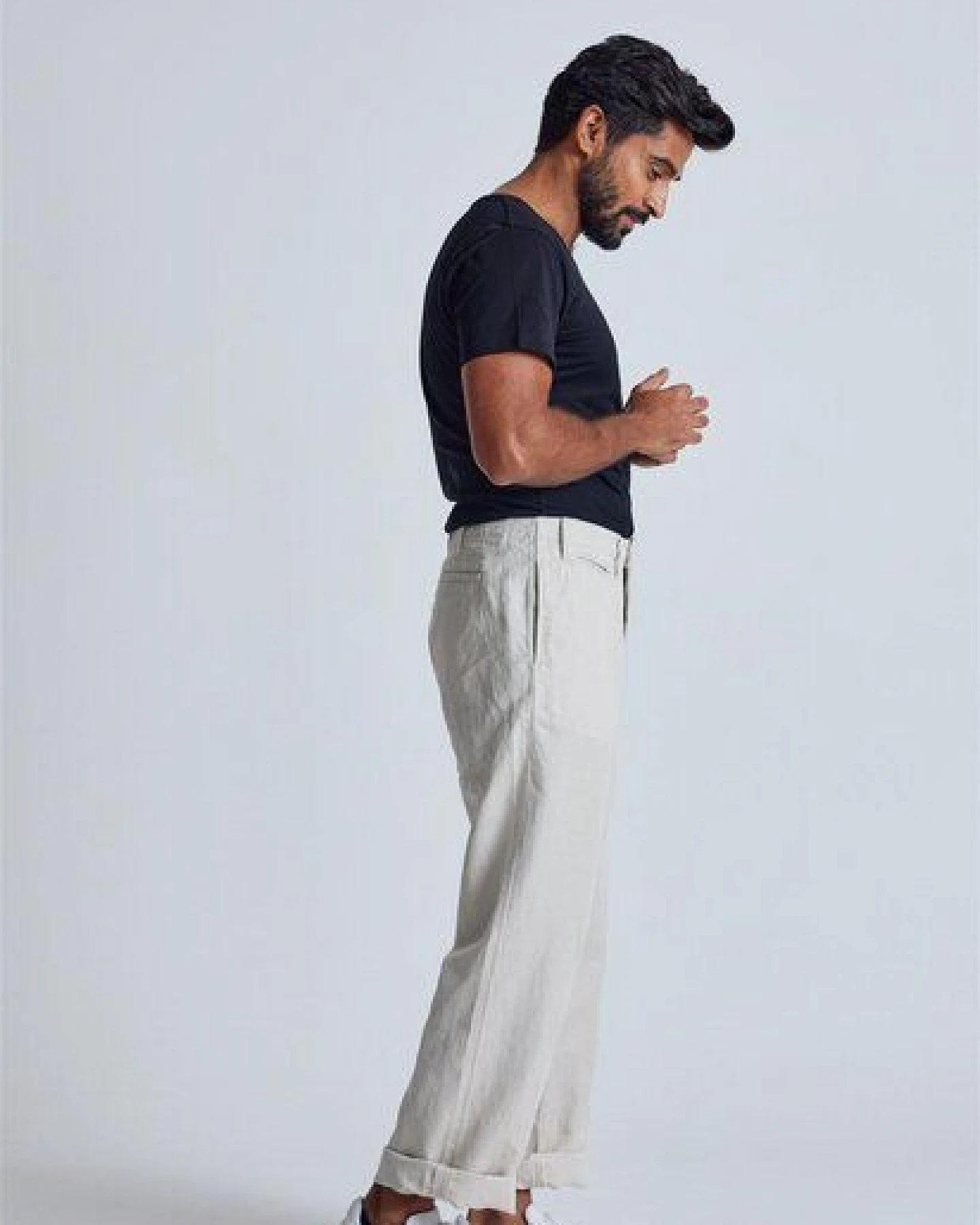 Flax and Loom Leinen Chino Relaxed Fit Modell: Bird – Ansicht 2