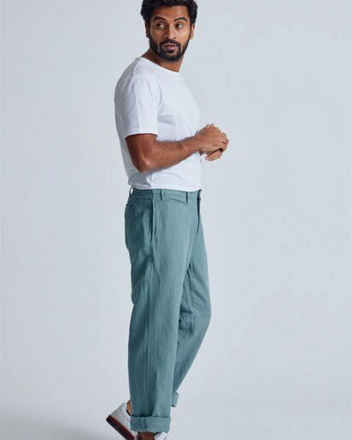 Flax and Loom Leinen Chino Relaxed Fit Modell: Bird – Ansicht 2
