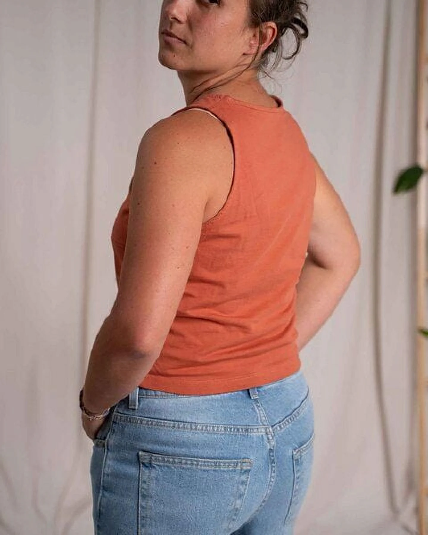 Vresh Clothing Viona - Crop Top aus Biobaumwolle – Ansicht 4