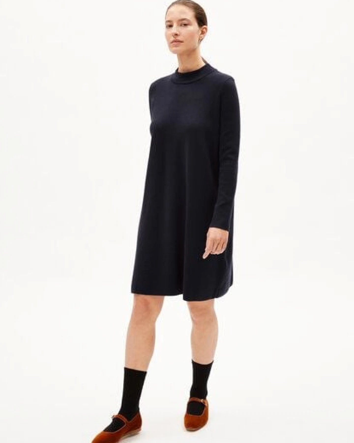 ARMEDANGELS FRIADAA - Damen Strickkleid Relaxed Fit aus Bio-Baumwolle – Ansicht 4