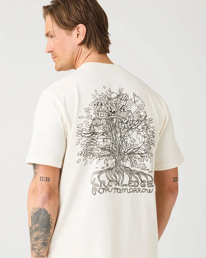 KnowledgeCotton Apparel Herren vegan T-Shirt Rückenaufdruck Reiher Weiß