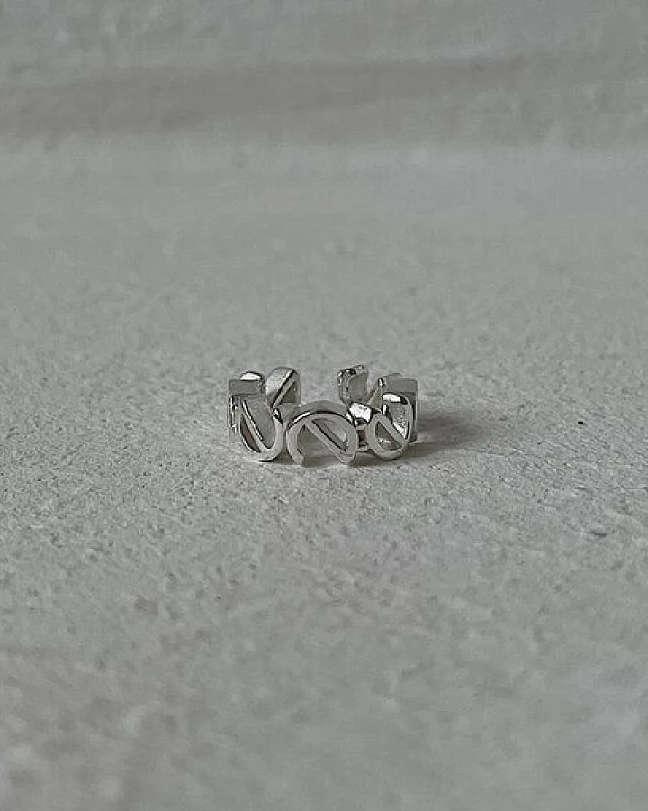 noemvri fashion label Logo earcuff