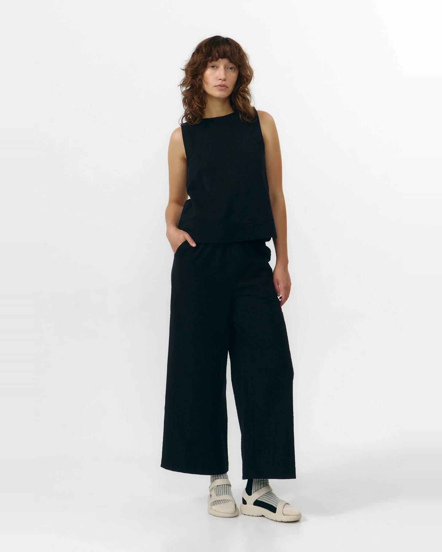 SUITE13LAB Damen vegan Top Aruba Schwarz – Ansicht 2