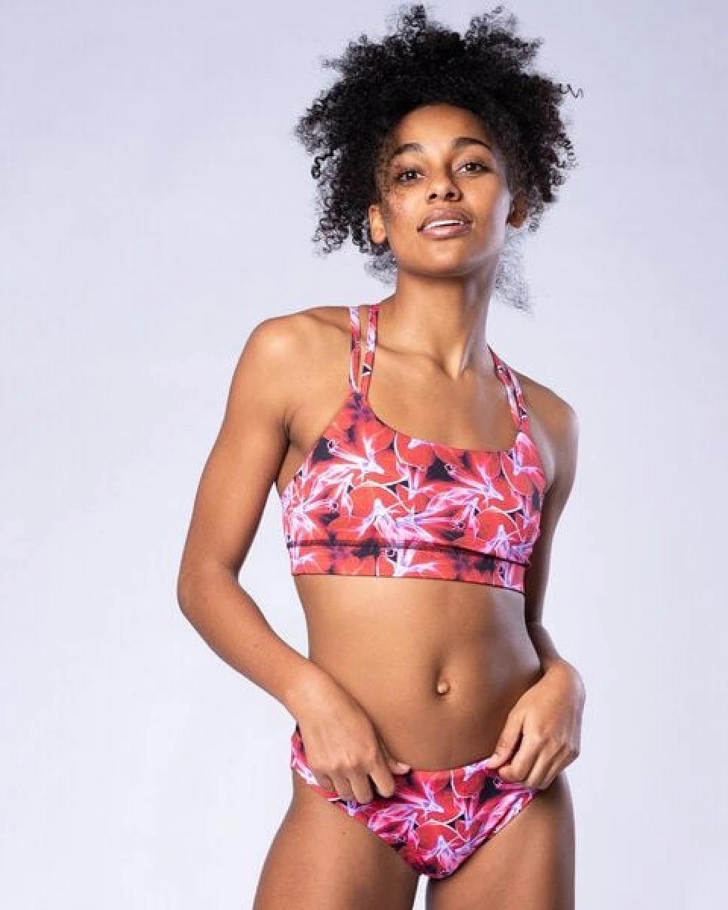 Flying Love Birds "Radiant Flower " - Bikini Hose Slim zum Wenden – Ansicht 2