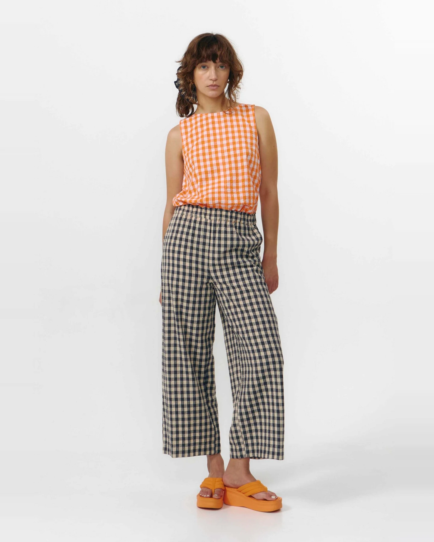 SUITE13LAB Damen vegan Hose Santa Check Grau – Ansicht 2