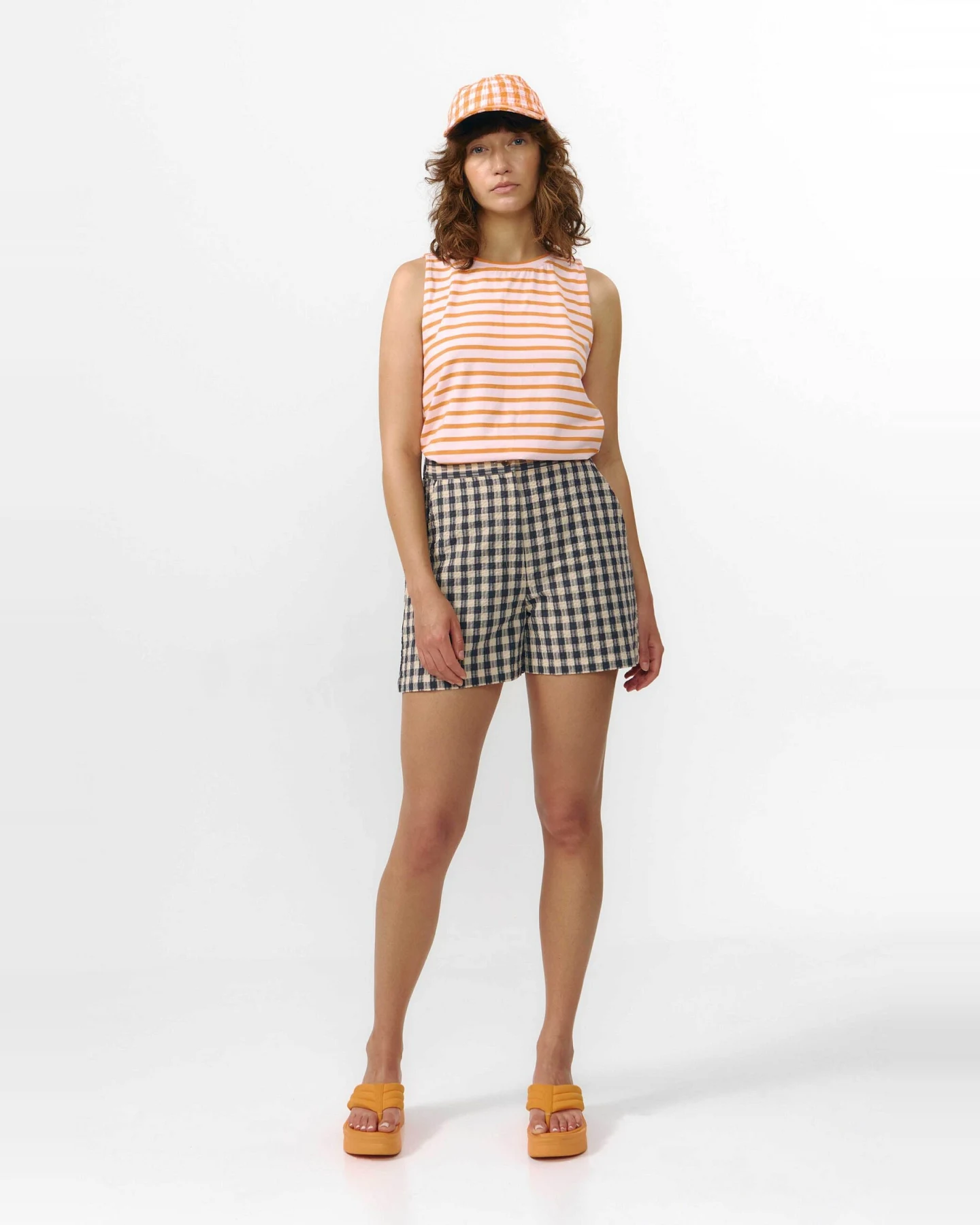 SUITE13LAB Damen vegan Shorts Genil Check Grau – Ansicht 2