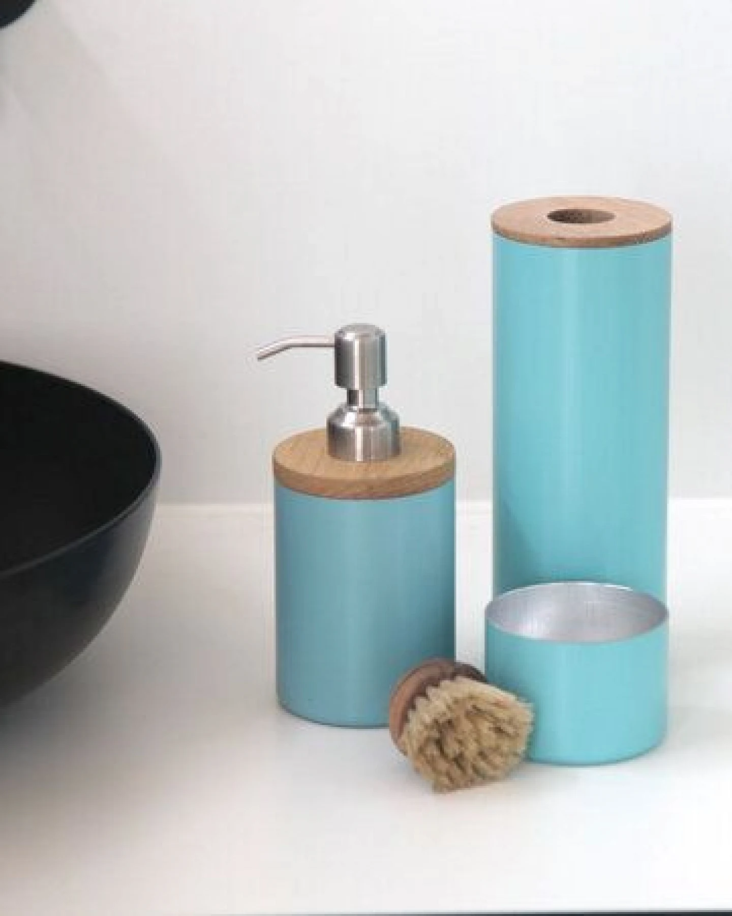 werkvoll by Lena Peter Nachhaltiger Badmülleimer FIRE - Upcycling Feuerlöscher – Ansicht 3