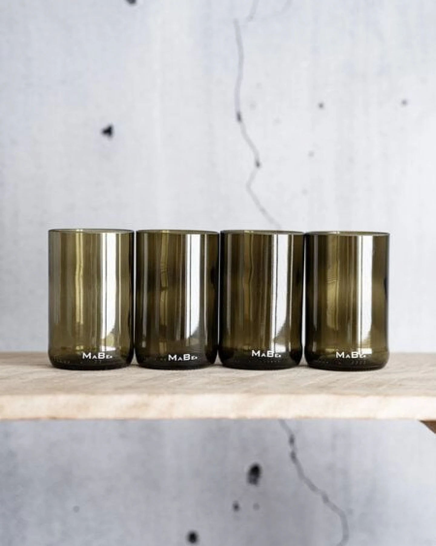 MaBe Glas 350ml - in Handarbeit gefertigt aus der Weinflasche - witzig & urban – Ansicht 3