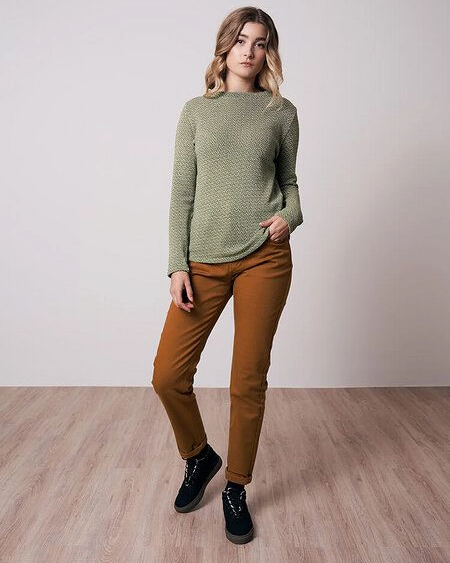 bleed Wormseeker Pullover Damen Oliv – Ansicht 3