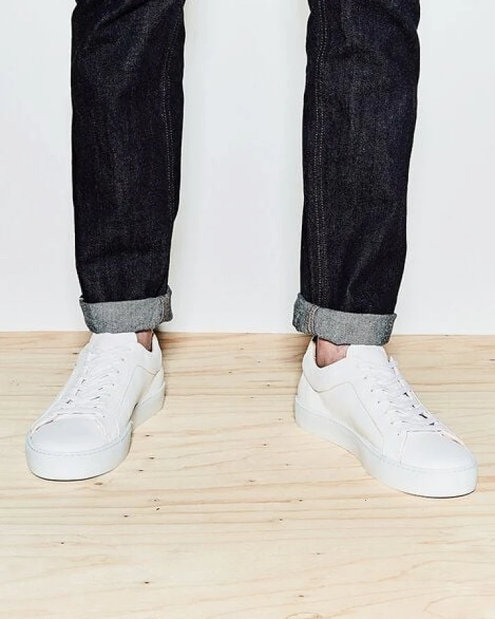 NINE TO FIVE Laced Sneaker #boi - minimalistischer Herren Allround-Sneaker aus Bioleder
