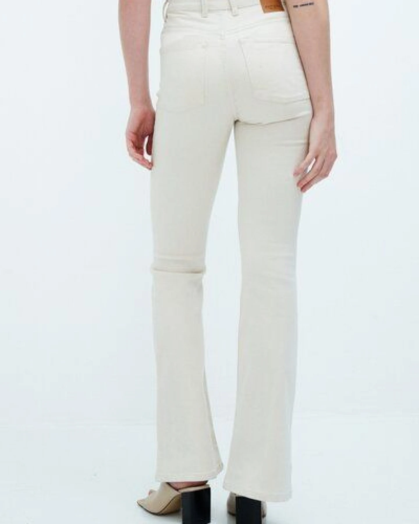 Kuyichi Flared Jeanshose - Lisette Flare – Ansicht 2
