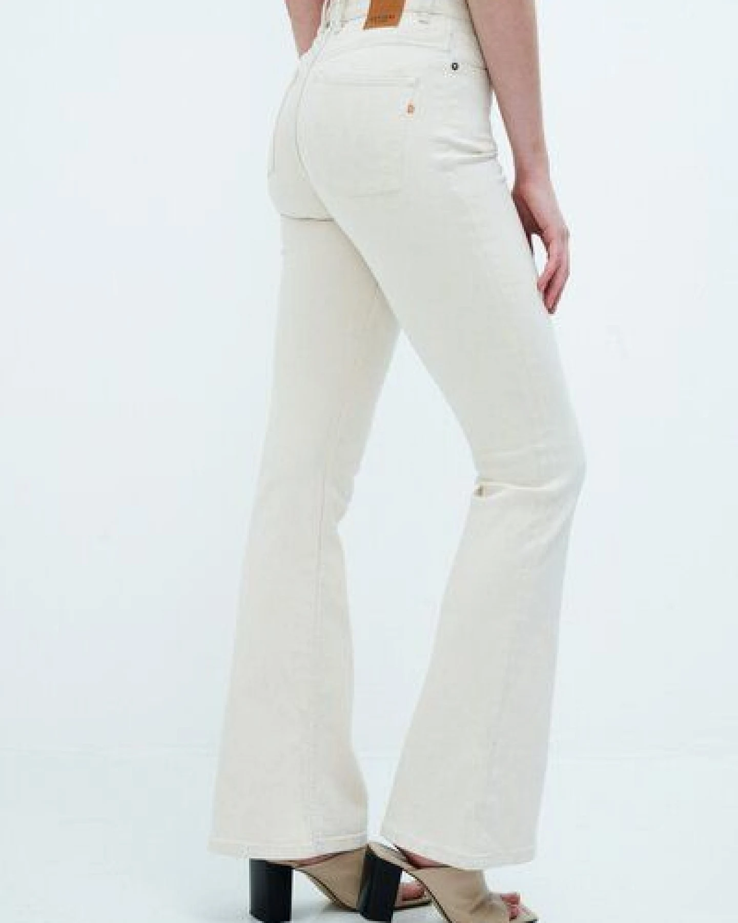 Kuyichi Flared Jeanshose - Lisette Flare – Ansicht 3
