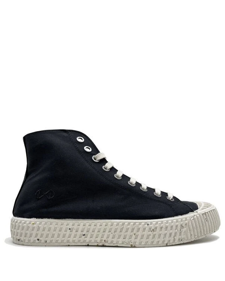Veganer Sneaker "nat-2 Mono ETA waterproof" aus Biobaumwolle