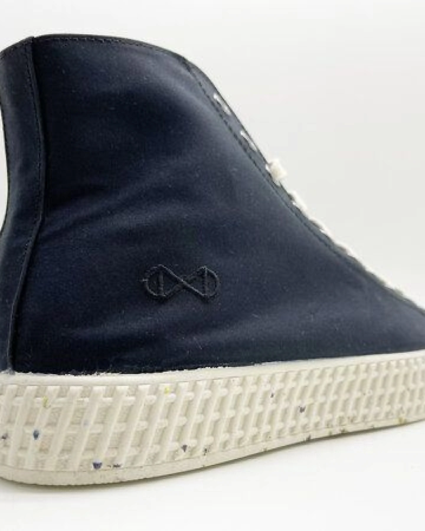 Veganer Sneaker "nat-2 Mono ETA waterproof" aus Biobaumwolle – Ansicht 3